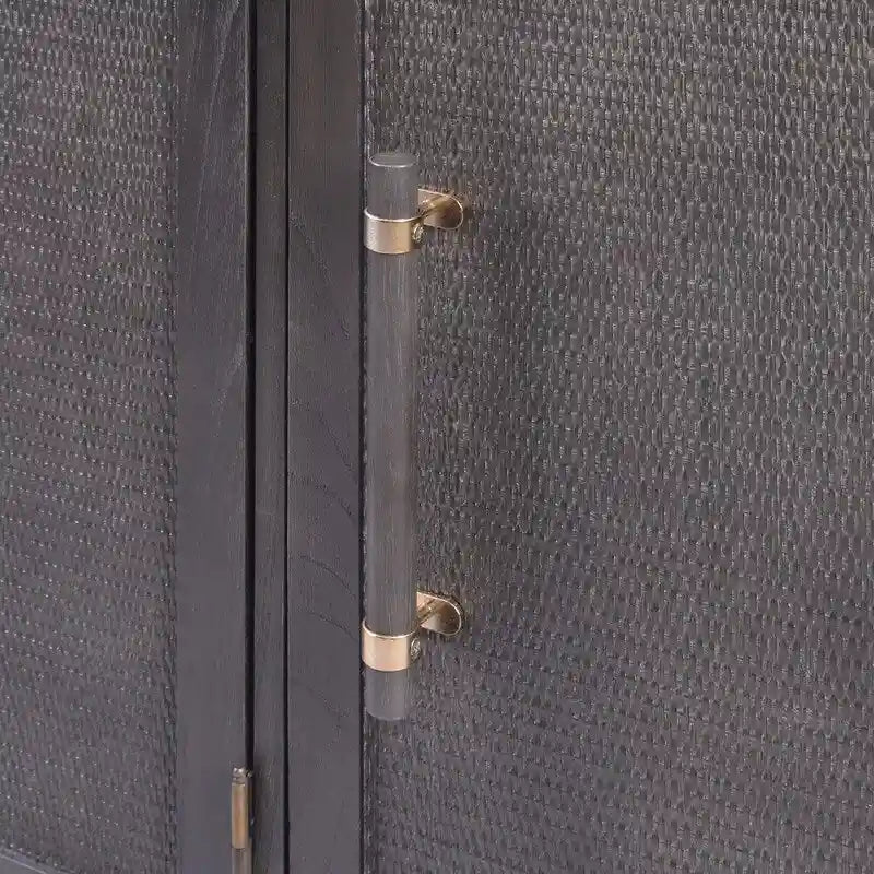Meuble bas en rotin noir vieilli à 3 portes avec pieds en acier finition laiton
