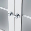 Armoire haute avec portes vitrées, étagères réglables et dispositif anti-basculement